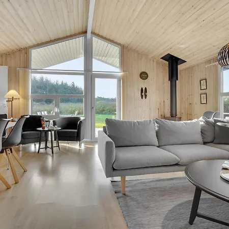 Stunning In Hjorring With Sauna Semesterbostad *